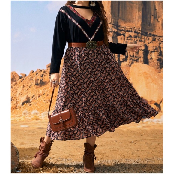 Plus Paisley Print Ruffle Midi Skirt